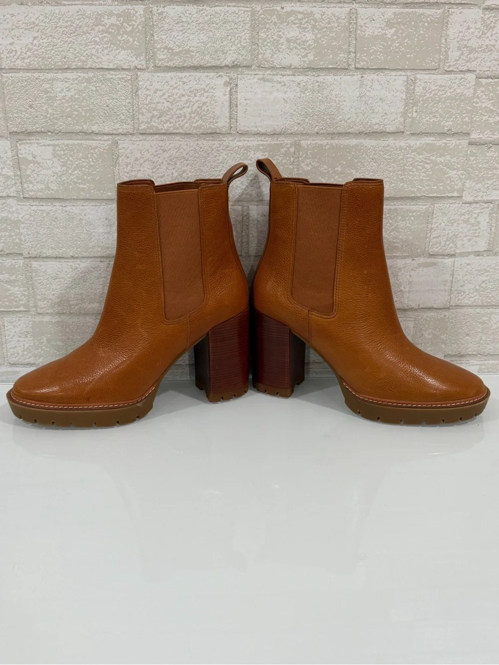 TORY BURCH CARSON LUG SOLE ANKLE BOOT - Toasted Caramel - Sz - 11 .US